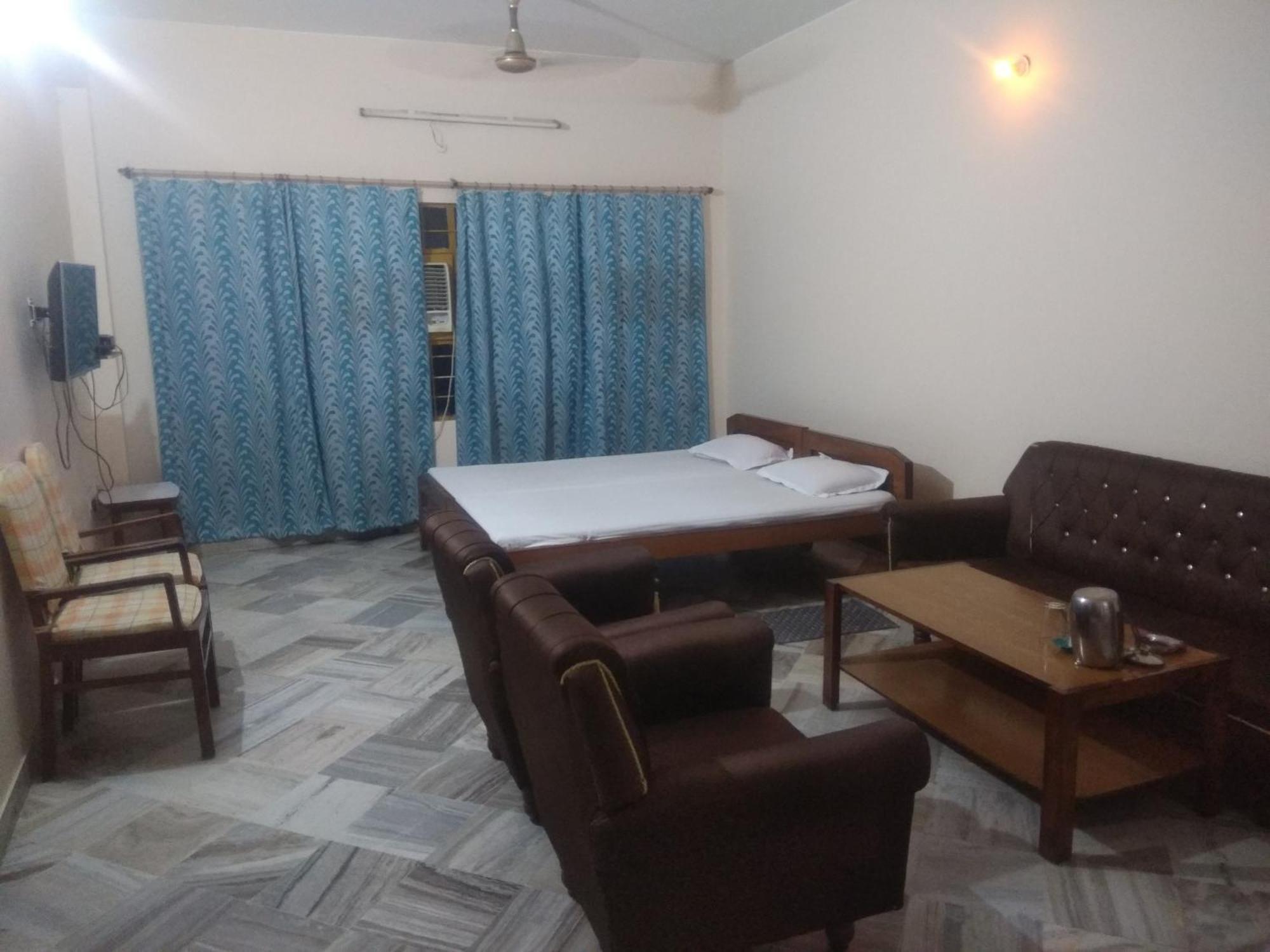Motel Sayonara Begusarai Buitenkant foto